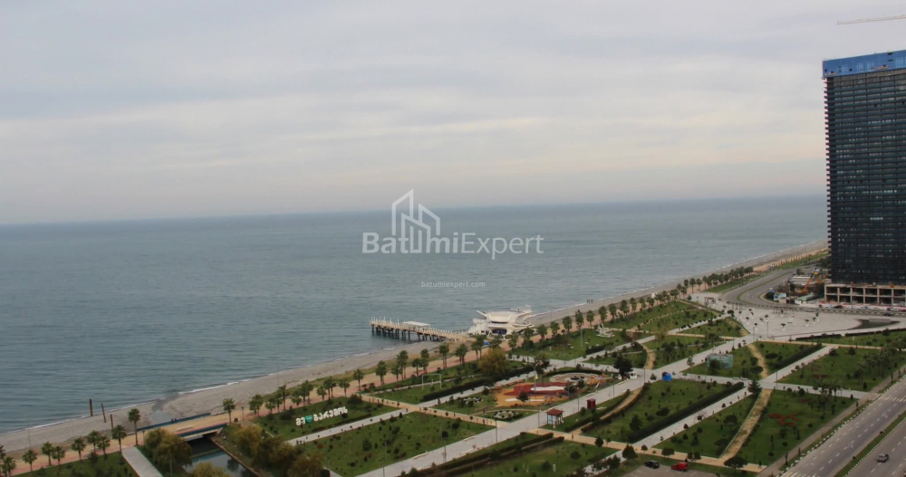 公寓 76.07 平方米的公寓 - 莱赫和玛丽亚·卡钦斯基, Batumi, 佐治亚州。