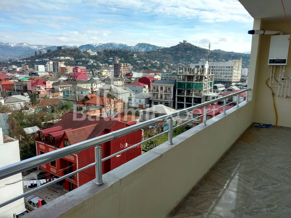 公寓 72 平方米的公寓 - 佩特拉梅利什维利, Batumi, 佐治亚州。