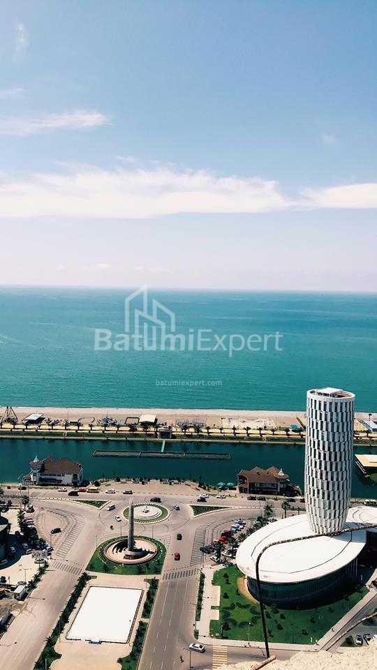 公寓 30.7 平方米的公寓 - 英雄巷, Batumi, 佐治亚州。