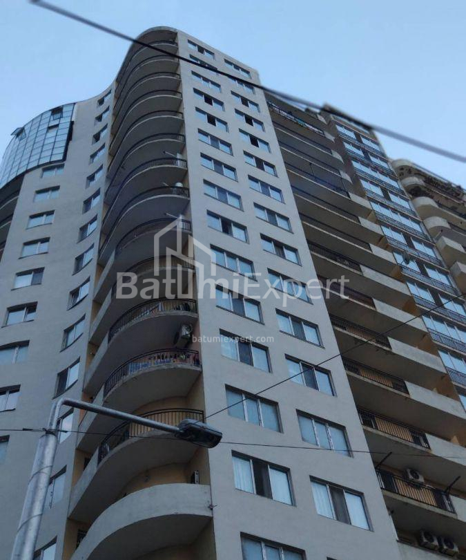 公寓 51 平方米的公寓 - 尼科·皮罗斯马尼, Batumi, 佐治亚州。