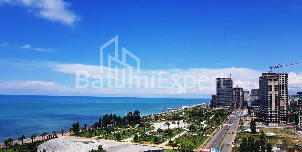 公寓 40 平方米的公寓 - 尤里耶夫斯卡娅, Batumi, 佐治亚州。