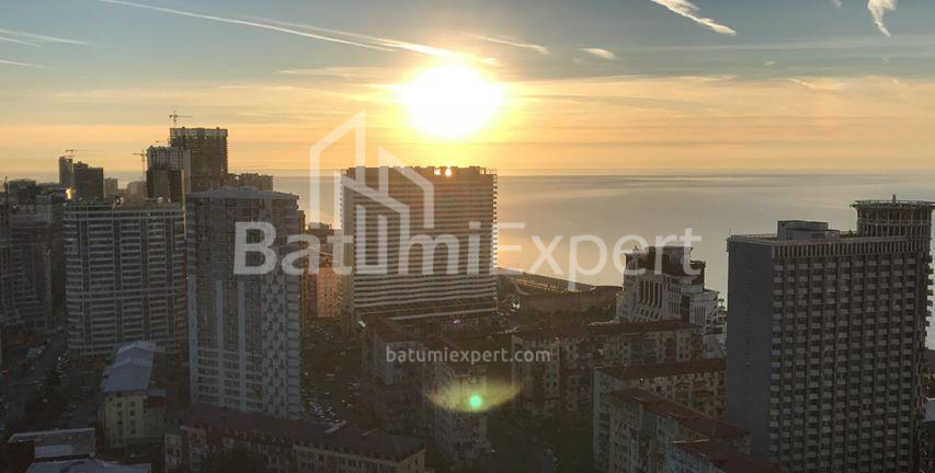 公寓 54 平方米的公寓 - 尼科·皮罗斯马尼, Batumi, 佐治亚州。