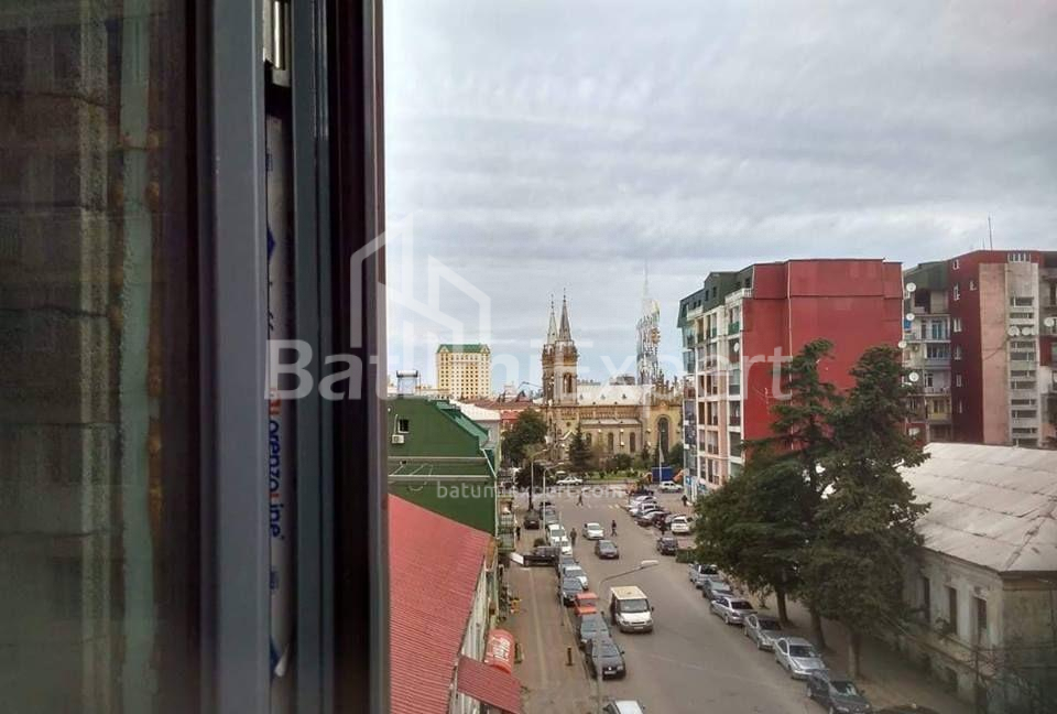 公寓 68 平方米的公寓 - 得墨忒耳塔夫达德布利, Batumi, 佐治亚州。
