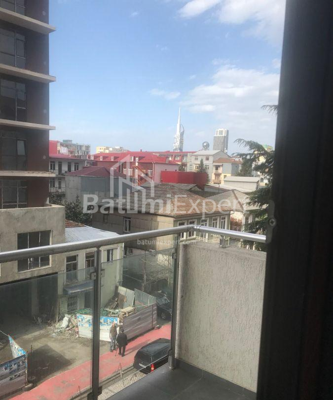 公寓 79 平方米的公寓 - 帕纳瓦兹国王, Batumi, 佐治亚州。