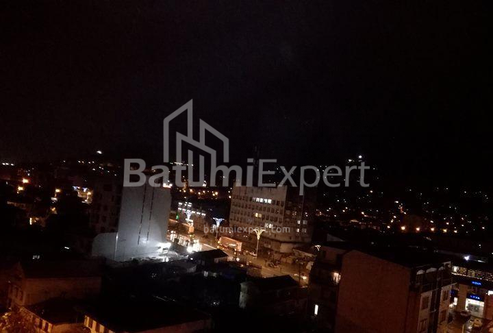 公寓 48 平方米的公寓 - 佩特拉梅利什维利, Batumi, 佐治亚州。