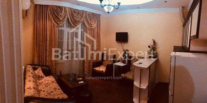 公寓 40 平方米的公寓 - 尤里耶夫斯卡娅, Batumi, 佐治亚州。