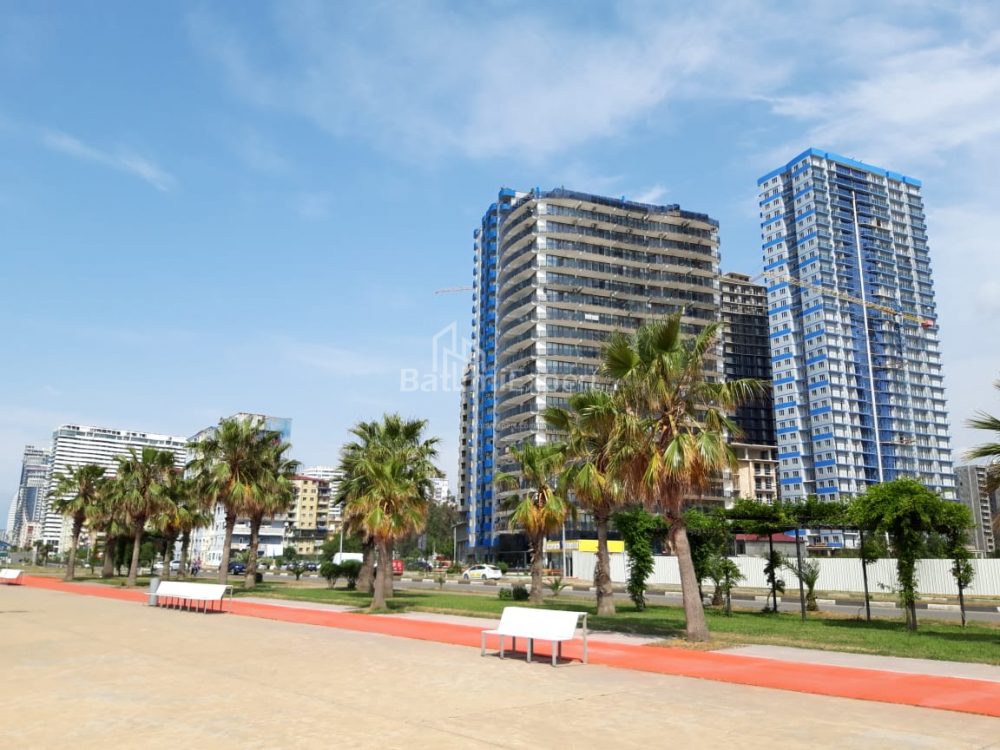 公寓 59.5 平方米的公寓 - 治安官 Khimshiashvili, Batumi, 佐治亚州。