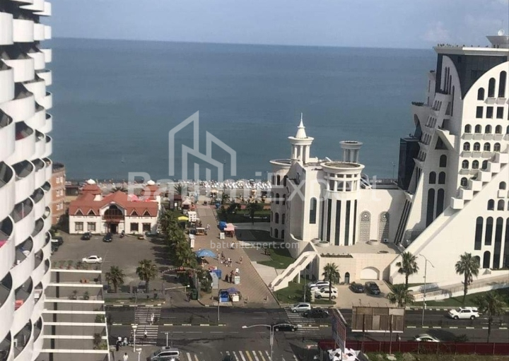 公寓 104 平方米的公寓 - 优素福·科巴拉泽, Batumi, 佐治亚州。