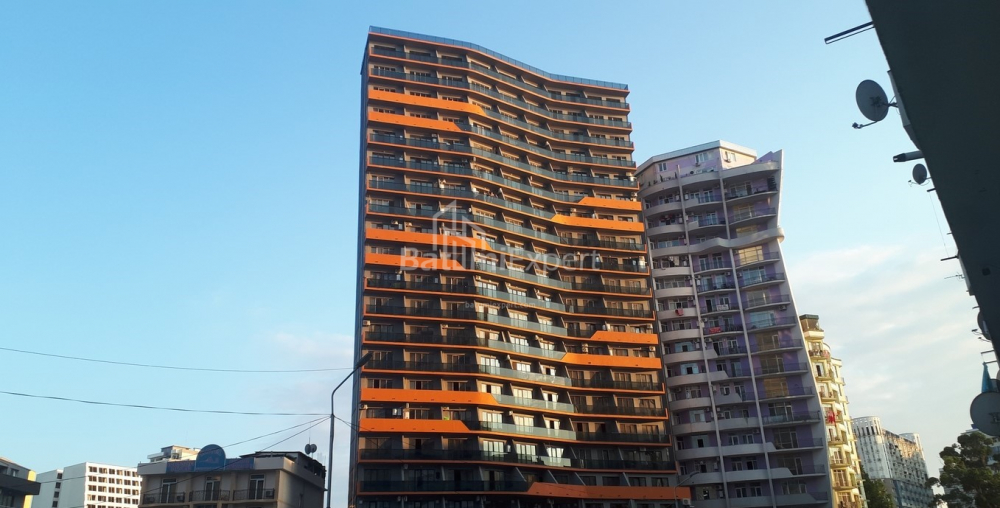 公寓 33 平方米的公寓 - 沙尔瓦·伊纳萨里泽, Batumi, 佐治亚州。