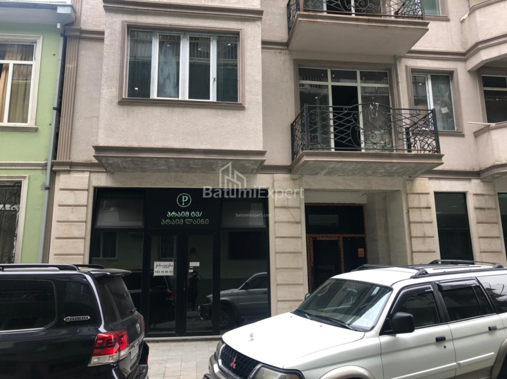 公寓 69.5 平方米的公寓 - 戴维·克尔迪亚什维利, Batumi, 佐治亚州。