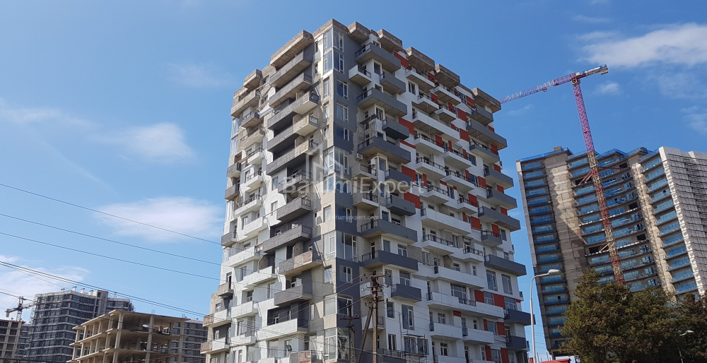 公寓 66.7 平方米的公寓 - 格里戈拉·洛基帕尼泽, Batumi, 佐治亚州。