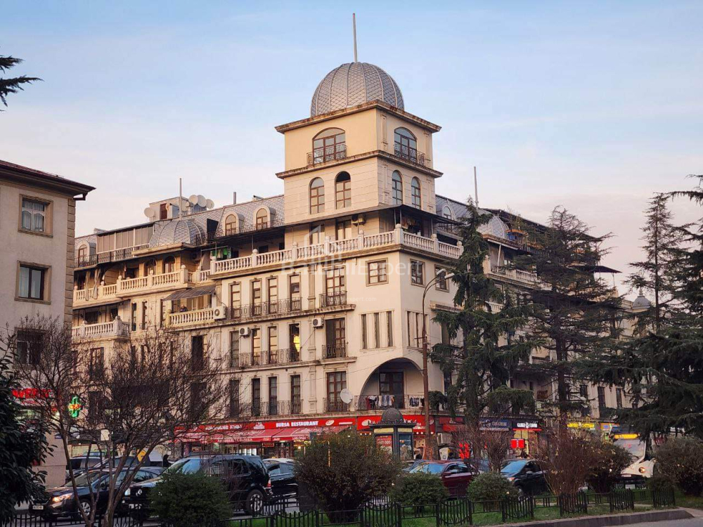 公寓 43 平方米的公寓 - Zviada Gamsakhurdia, Batumi, 佐治亚州。