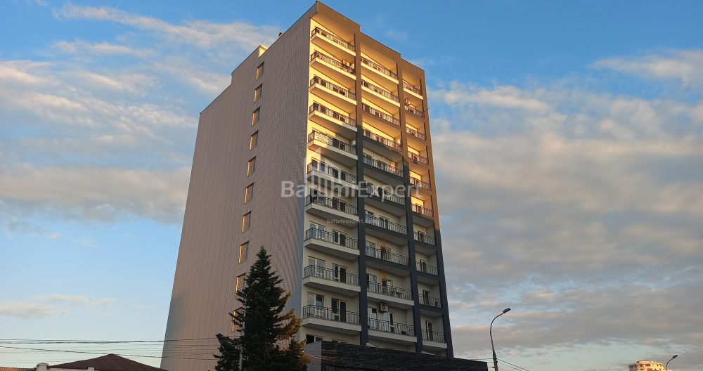 公寓 42 平方米的公寓 - 机场高速, Batumi, 佐治亚州。