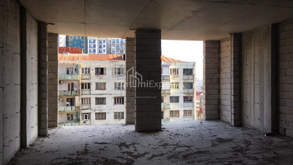 公寓 40 平方米的公寓 - 伊凡·贾瓦希什维利, Batumi, 佐治亚州。