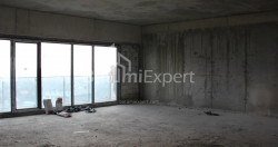 公寓 172.82 平方米的公寓 - 莱赫和玛丽亚·卡钦斯基, Batumi, 佐治亚州。