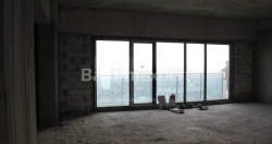 公寓 172.82 平方米的公寓 - 莱赫和玛丽亚·卡钦斯基, Batumi, 佐治亚州。
