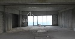 公寓 172.82 平方米的公寓 - 莱赫和玛丽亚·卡钦斯基, Batumi, 佐治亚州。