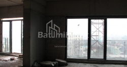公寓 89.38 平方米的公寓 - 莱赫和玛丽亚·卡钦斯基, Batumi, 佐治亚州。