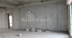 公寓 2-комн 173 m² - 莱赫和玛丽亚·卡钦斯基, Batumi