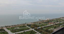 公寓 75.86 平方米的公寓 - 莱赫和玛丽亚·卡钦斯基, Batumi, 佐治亚州。