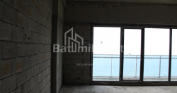 公寓 75.86 平方米的公寓 - 莱赫和玛丽亚·卡钦斯基, Batumi, 佐治亚州。