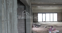 公寓 172.82 平方米的公寓 - 莱赫和玛丽亚·卡钦斯基, Batumi, 佐治亚州。