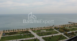 公寓 75.86 平方米的公寓 - 莱赫和玛丽亚·卡钦斯基, Batumi, 佐治亚州。