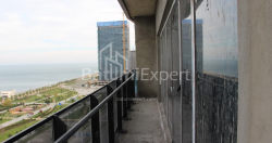 公寓 75.86 平方米的公寓 - 莱赫和玛丽亚·卡钦斯基, Batumi, 佐治亚州。