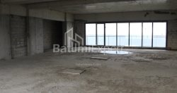 公寓 173.22 平方米的公寓 - 莱赫和玛丽亚·卡钦斯基, Batumi, 佐治亚州。