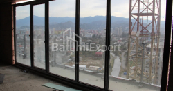 公寓 89.51 平方米的公寓 - 莱赫和玛丽亚·卡钦斯基, Batumi, 佐治亚州。