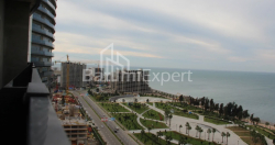 公寓 75.89 平方米的公寓 - 莱赫和玛丽亚·卡钦斯基, Batumi, 佐治亚州。