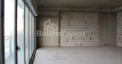 公寓 2-комн 75.9 m² - 莱赫和玛丽亚·卡钦斯基, Batumi
