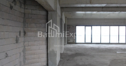 公寓 173.74 平方米的公寓 - 莱赫和玛丽亚·卡钦斯基, Batumi, 佐治亚州。