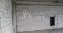公寓 76.07 平方米的公寓 - 莱赫和玛丽亚·卡钦斯基, Batumi, 佐治亚州。
