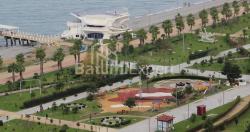 公寓 76.07 平方米的公寓 - 莱赫和玛丽亚·卡钦斯基, Batumi, 佐治亚州。