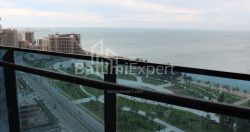 公寓 173.74 平方米的公寓 - 莱赫和玛丽亚·卡钦斯基, Batumi, 佐治亚州。