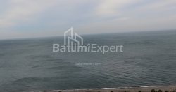 公寓 76.07 平方米的公寓 - 莱赫和玛丽亚·卡钦斯基, Batumi, 佐治亚州。