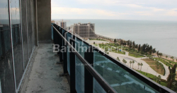 公寓 76.07 平方米的公寓 - 莱赫和玛丽亚·卡钦斯基, Batumi, 佐治亚州。