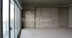 公寓 2-комн 76.1 m² - 莱赫和玛丽亚·卡钦斯基, Batumi
