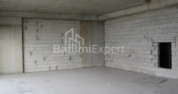 公寓 2-комн 76.1 m² - 莱赫和玛丽亚·卡钦斯基, Batumi