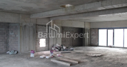 公寓 173.55 平方米的公寓 - 莱赫和玛丽亚·卡钦斯基, Batumi, 佐治亚州。
