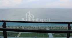 公寓 76.07 平方米的公寓 - 莱赫和玛丽亚·卡钦斯基, Batumi, 佐治亚州。