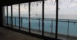 公寓 76.07 平方米的公寓 - 莱赫和玛丽亚·卡钦斯基, Batumi, 佐治亚州。