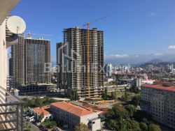 公寓 1-комн 32 m² - 尼科·皮罗斯马尼, Batumi