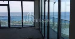 公寓 57.65 平方米的公寓 - 莱赫和玛丽亚·卡钦斯基, Batumi, 佐治亚州。