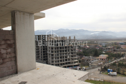 公寓 38.54 平方米的公寓 - 莱赫和玛丽亚·卡钦斯基, Batumi, 佐治亚州。