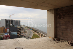 公寓 38.54 平方米的公寓 - 莱赫和玛丽亚·卡钦斯基, Batumi, 佐治亚州。