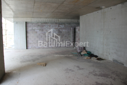 公寓 2-комн 63 m² - 莱赫和玛丽亚·卡钦斯基, Batumi