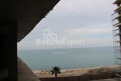 公寓 2-комн 63 m² - 莱赫和玛丽亚·卡钦斯基, Batumi