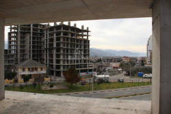 公寓 35.4 平方米的公寓 - 莱赫和玛丽亚·卡钦斯基, Batumi, 佐治亚州。